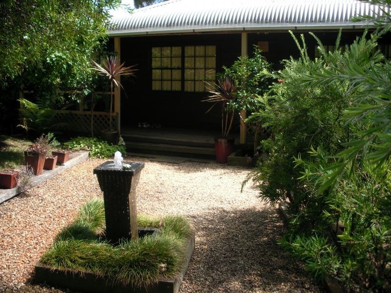 8 Thompson Street, Portland NSW 2847