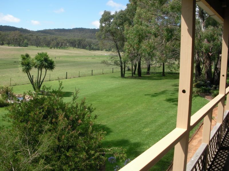 8 Thompson Street, Portland NSW 2847