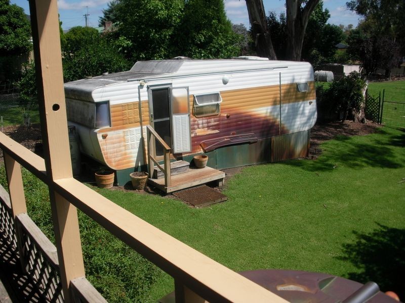 8 Thompson Street, Portland NSW 2847