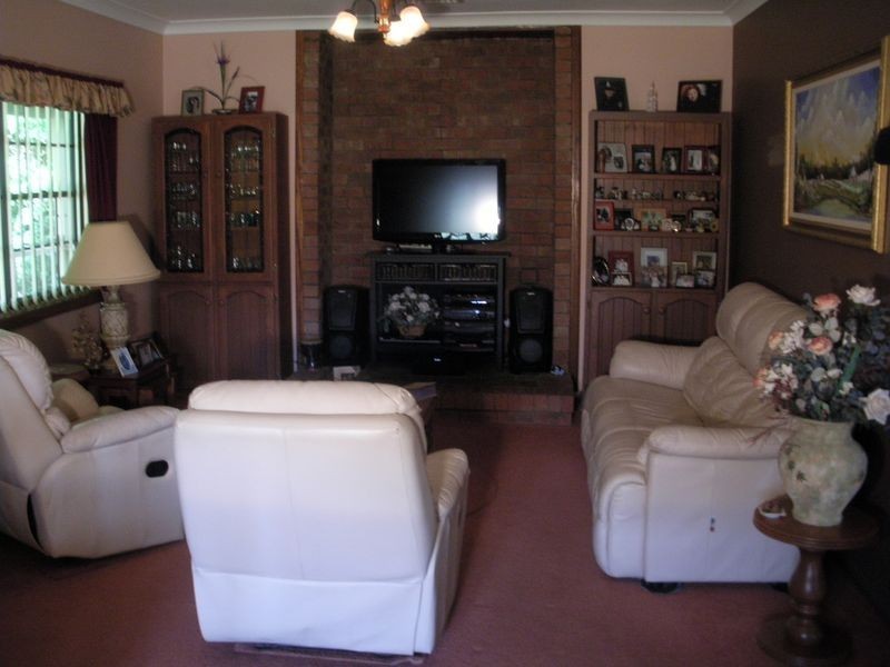 8 Thompson Street, Portland NSW 2847