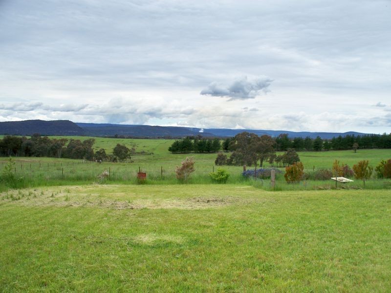 795 Range Road, Pipers Flat NSW 2847