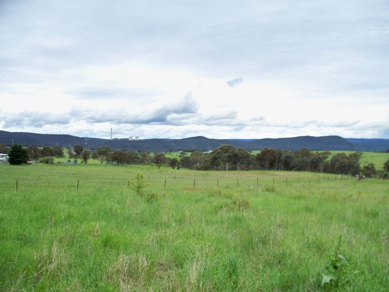 795 Range Road, Pipers Flat NSW 2847