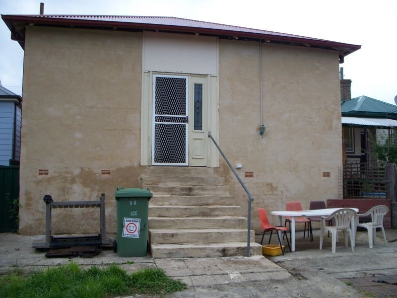 16 Read Avenue, Lithgow NSW 2790