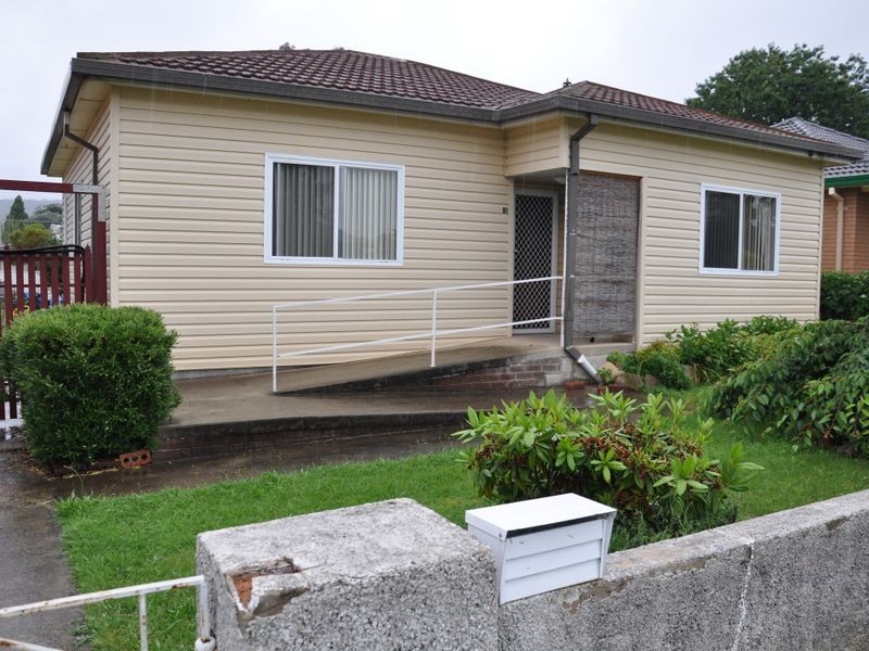 55 Rifle Parade, Lithgow NSW 2790