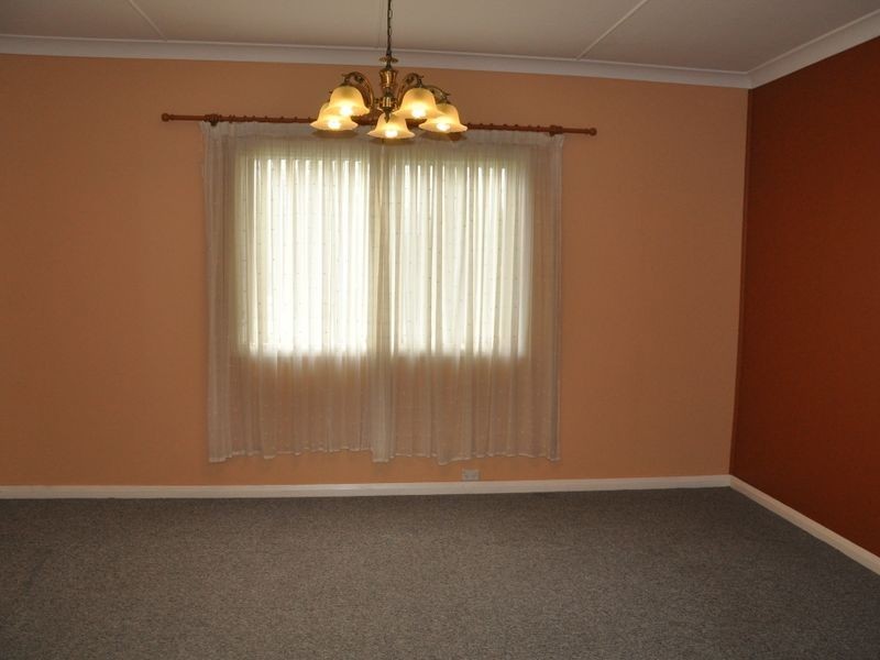 55 Rifle Parade, Lithgow NSW 2790