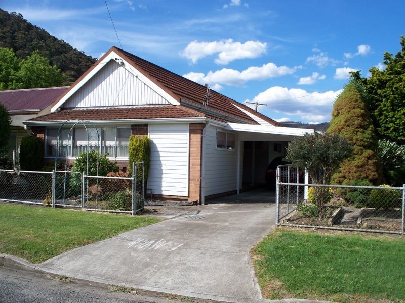 10 Wear Street, Lithgow NSW 2790