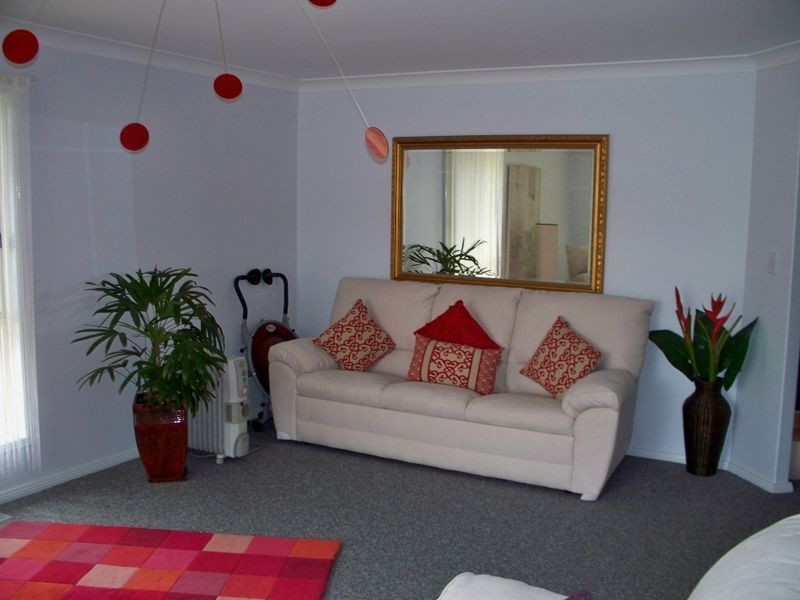 2 Barracks Place, Lithgow NSW 2790