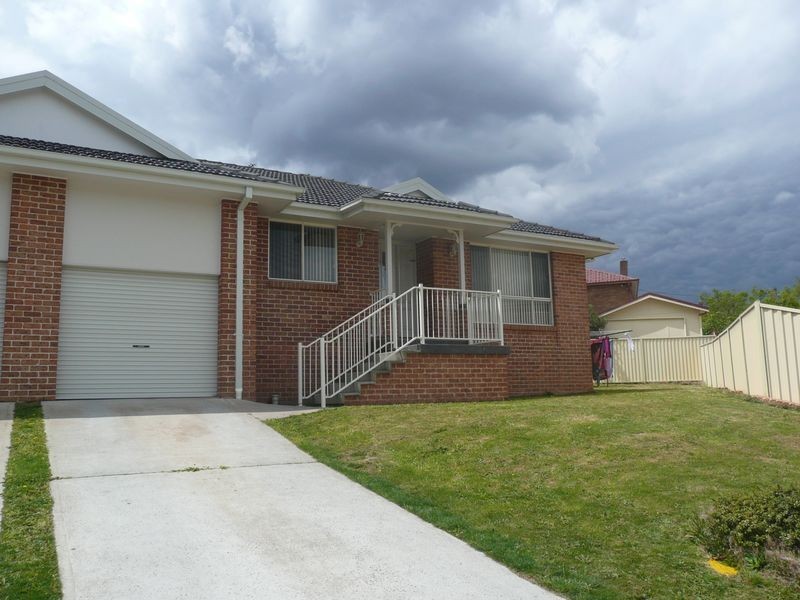 4 Barracks Place, Lithgow NSW 2790