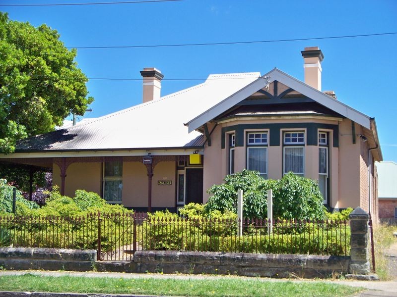 39 Railway Parade, Lithgow NSW 2790