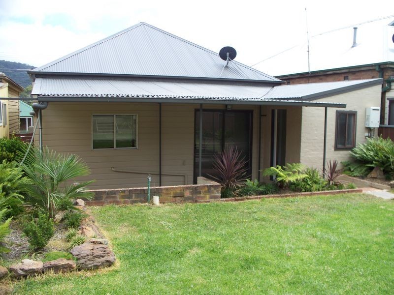 93 Mort Street, Lithgow NSW 2790