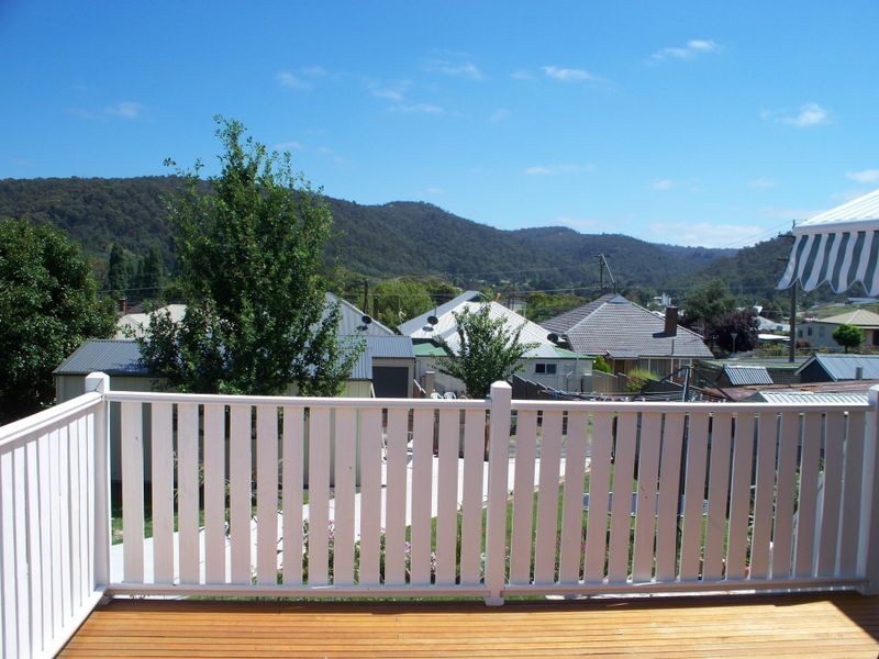 8 Whitton Street, Lithgow NSW 2790