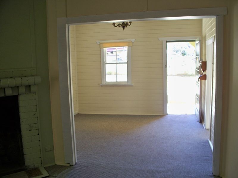 2 Woolnough Street, Lithgow NSW 2790