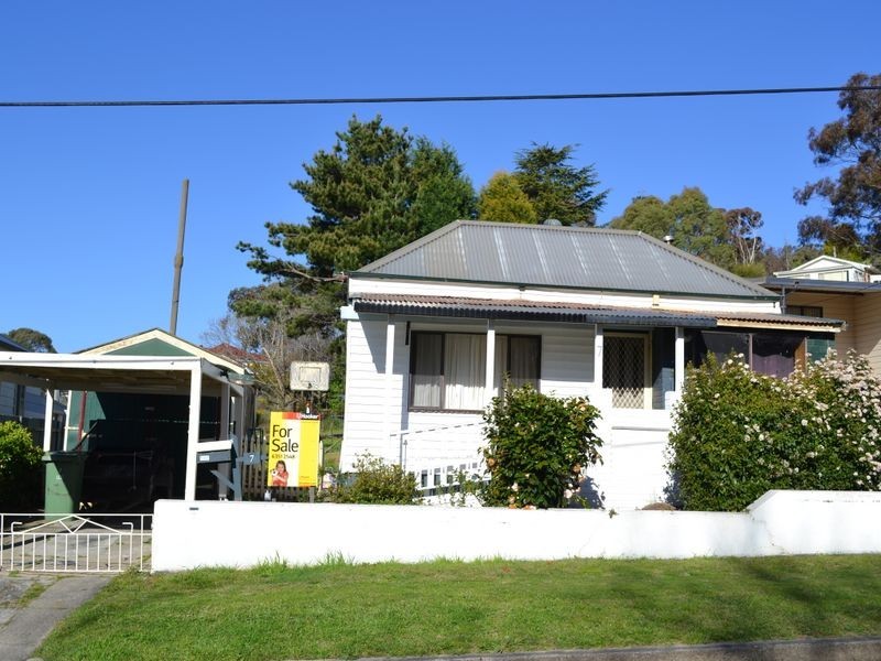 7 Park Parade, Lithgow NSW 2790