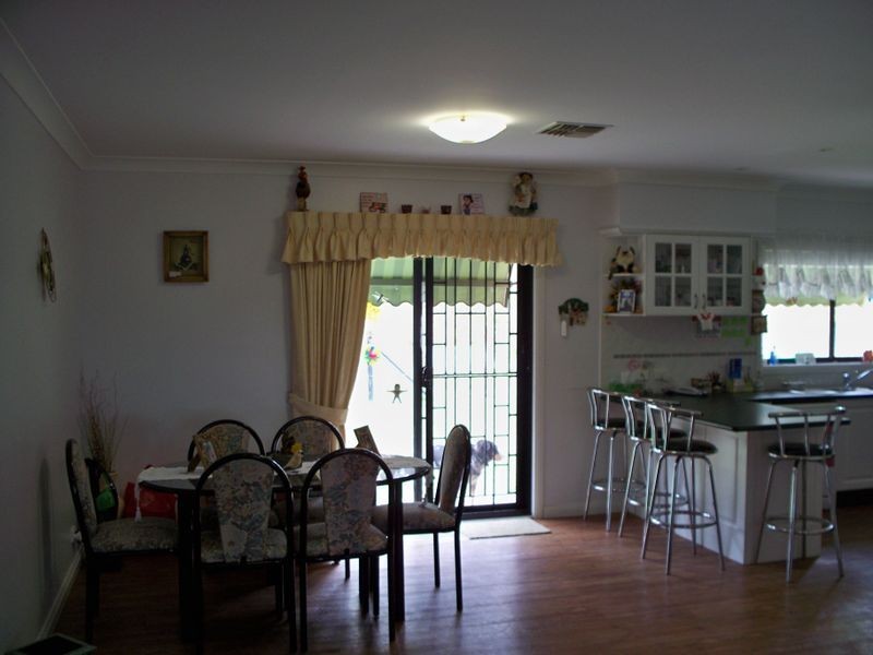 2B Hughes Lane, Marrangaroo NSW 2790