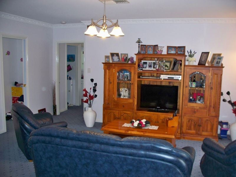 2B Hughes Lane, Marrangaroo NSW 2790