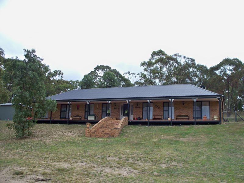 2B Hughes Lane, Marrangaroo NSW 2790