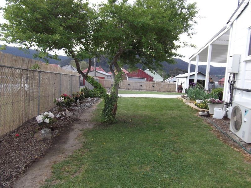 16 Whitton Street, Lithgow NSW 2790