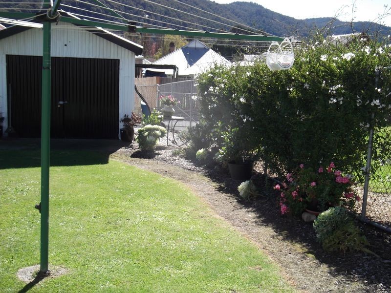 16 Whitton Street, Lithgow NSW 2790