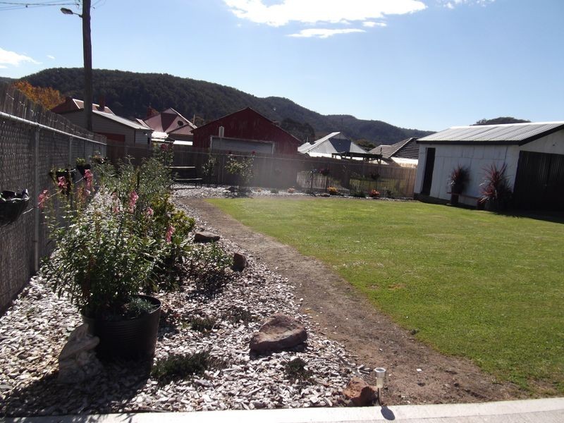 16 Whitton Street, Lithgow NSW 2790