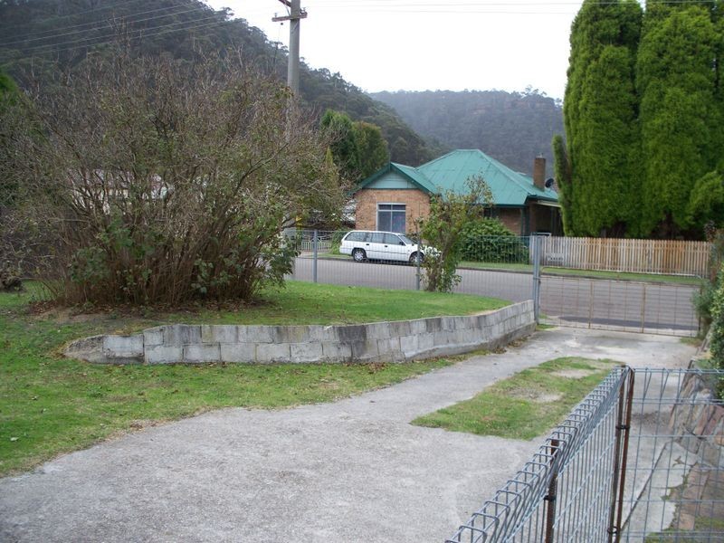 28 Laidley Street, Lithgow NSW 2790