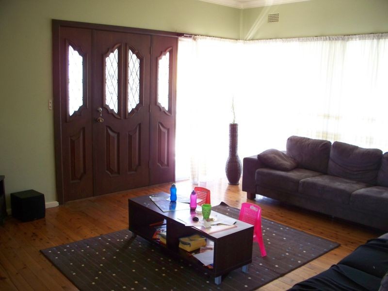 44 James Parade, Wallerawang NSW 2845