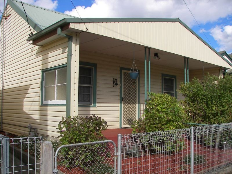 23 Ramsay Street, Lithgow NSW 2790