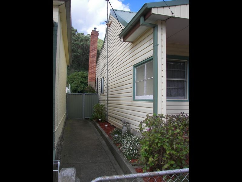 23 Ramsay Street, Lithgow NSW 2790