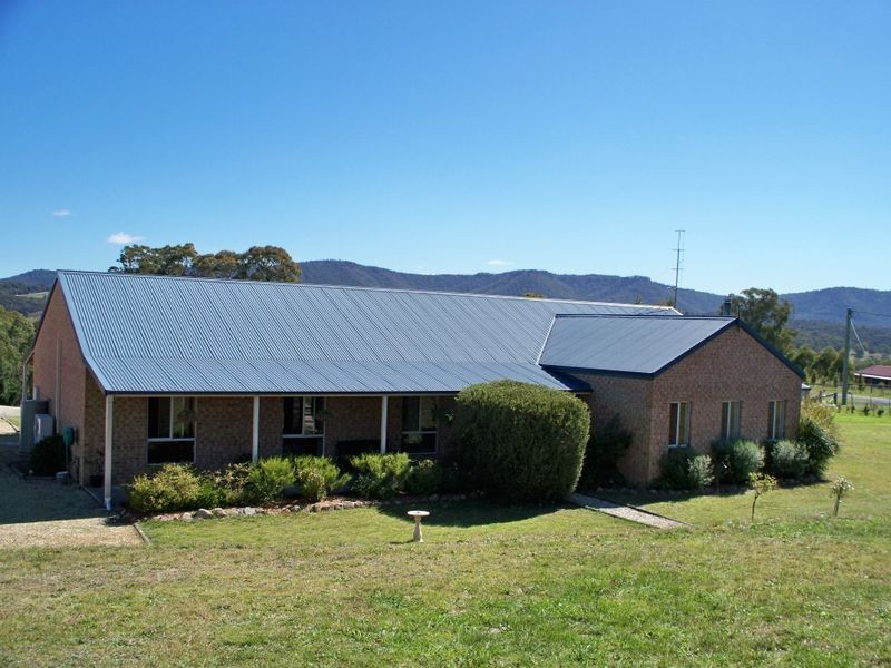 30 Carroll Drive, Hartley NSW 2790