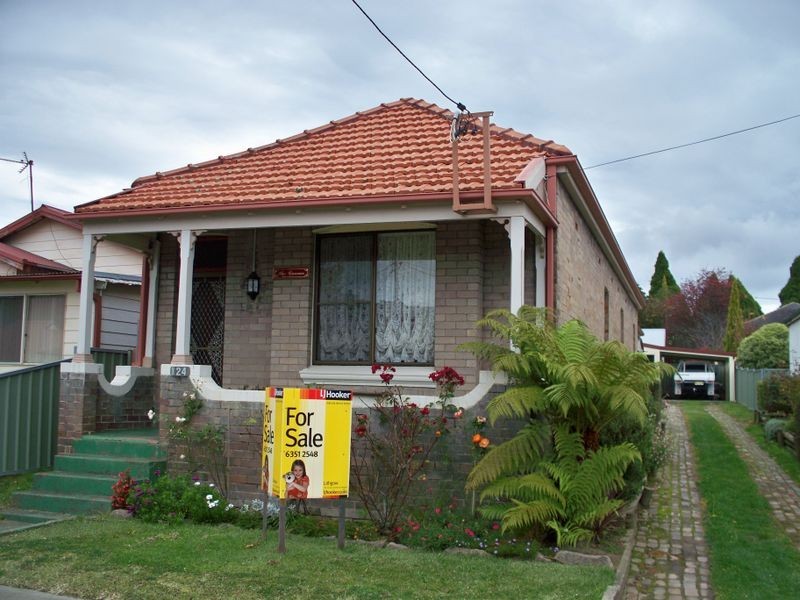 24 Academy Street, Lithgow NSW 2790