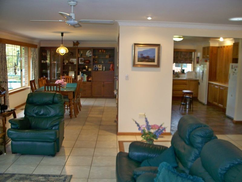 9 Korra Street, Marrangaroo NSW 2790