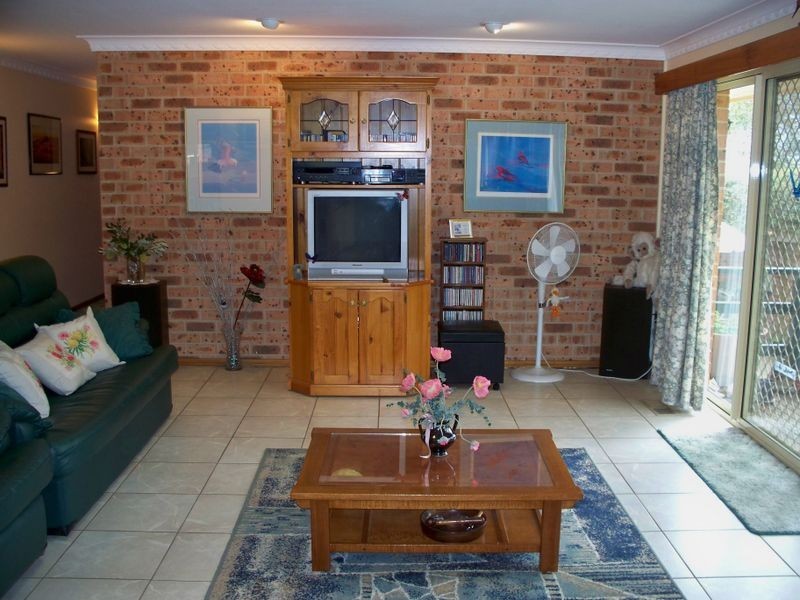 9 Korra Street, Marrangaroo NSW 2790