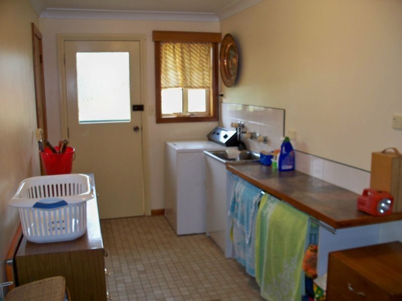 9 Korra Street, Marrangaroo NSW 2790