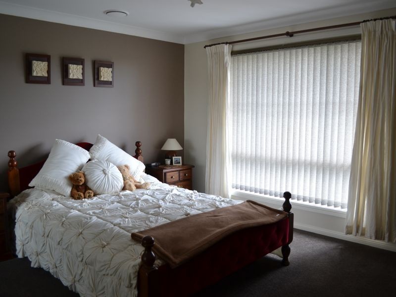 2 Blackett Drive, Wallerawang NSW 2845