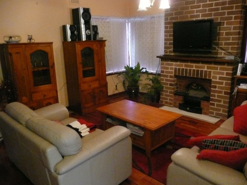 2 Amiens Street, Lithgow NSW 2790