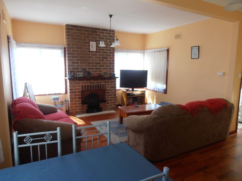 2 Amiens Street, Lithgow NSW 2790
