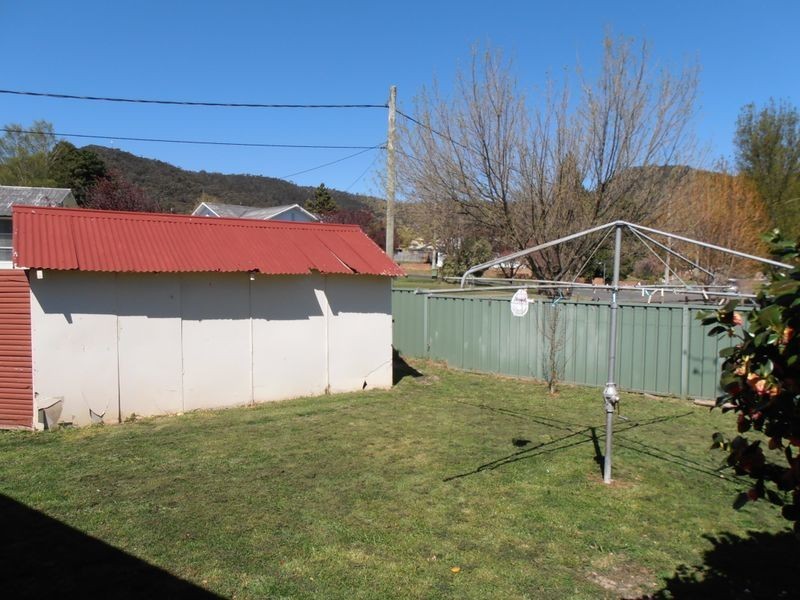 2 Amiens Street, Lithgow NSW 2790