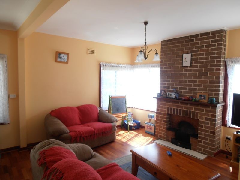 2 Amiens Street, Lithgow NSW 2790