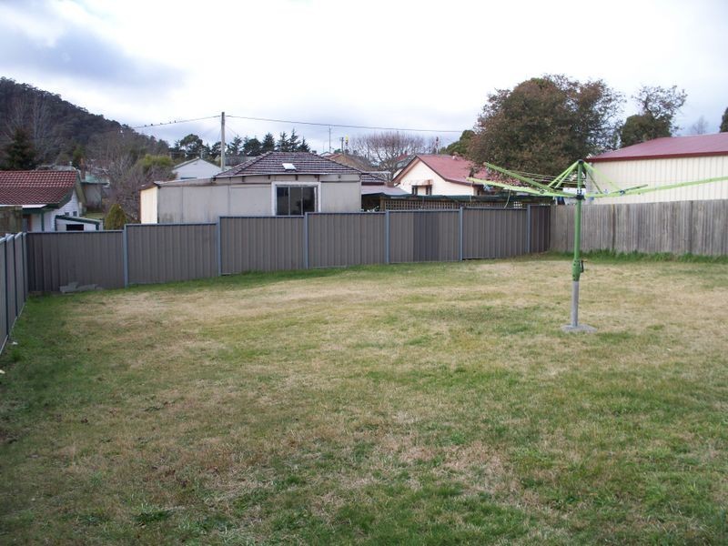 37 Tweed Road, Lithgow NSW 2790