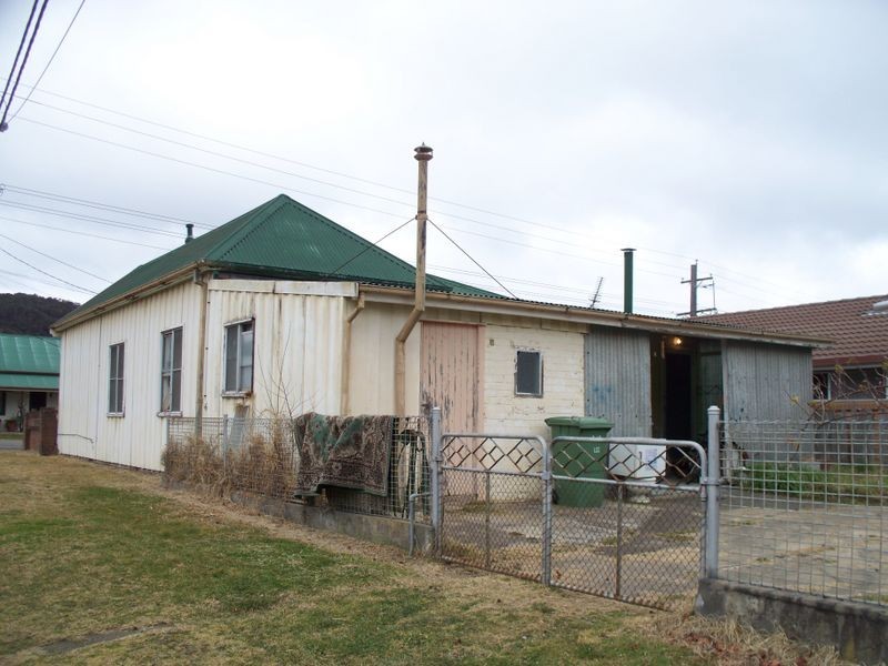 142 Inch Street, Lithgow NSW 2790