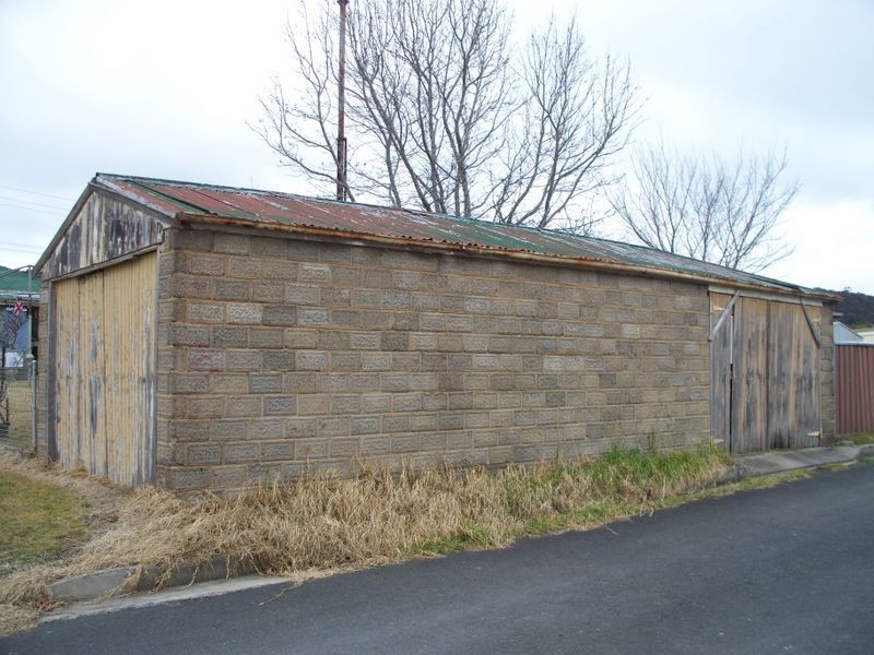 142 Inch Street, Lithgow NSW 2790
