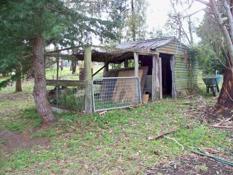 8-10 Creek Street, Portland NSW 2847