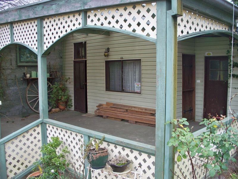 8-10 Creek Street, Portland NSW 2847