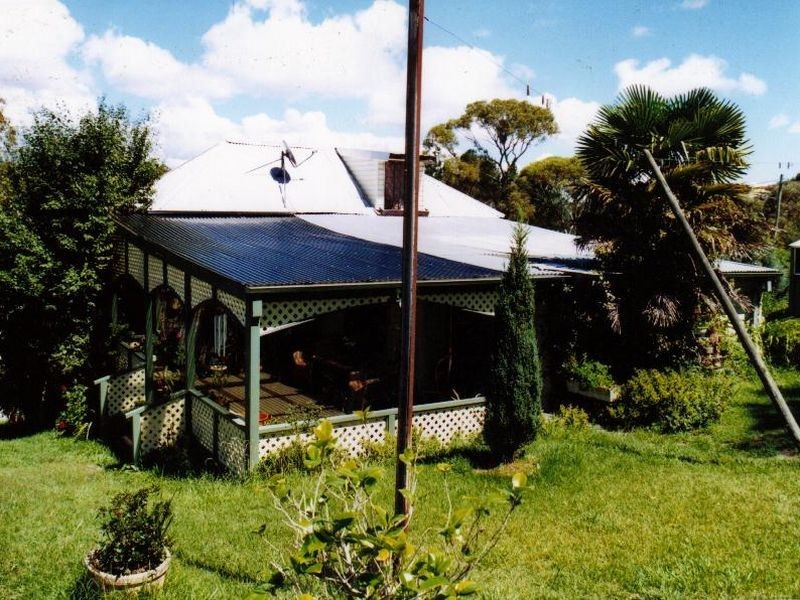 8-10 Creek Street, Portland NSW 2847