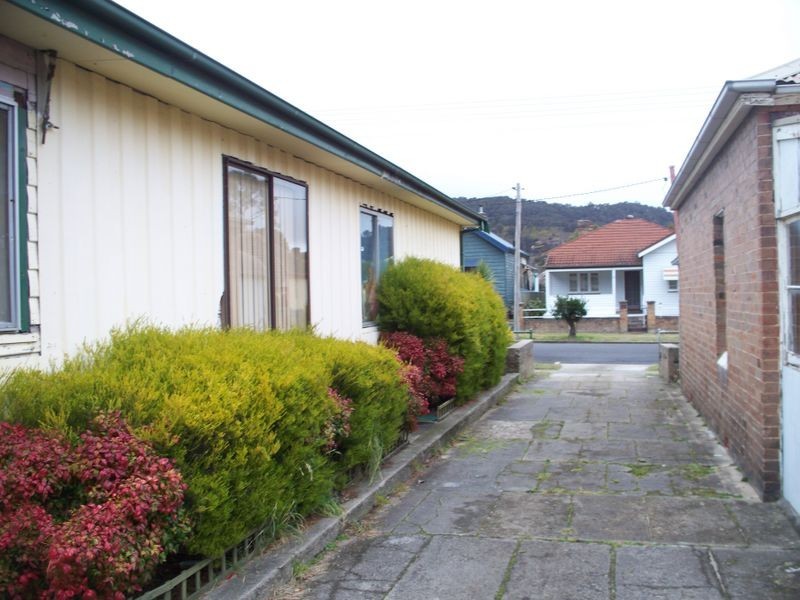 8 Laidley Street, Lithgow NSW 2790