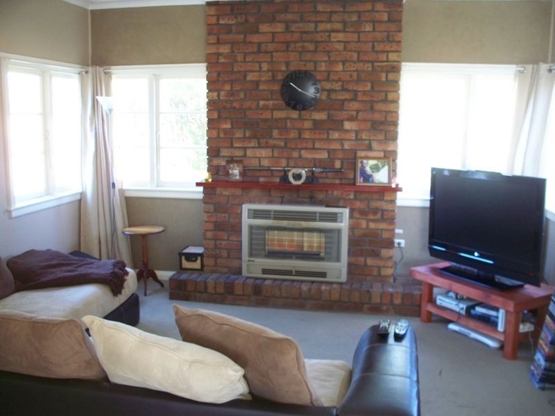 9 Tobruk Street, Lithgow NSW 2790