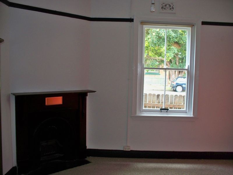 17 Atkinson Street, Lithgow NSW 2790