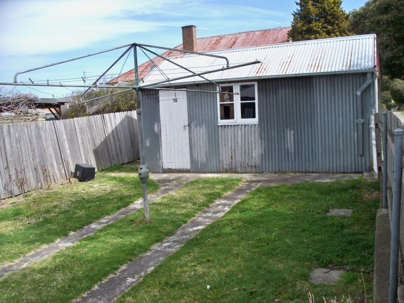 17 Atkinson Street, Lithgow NSW 2790