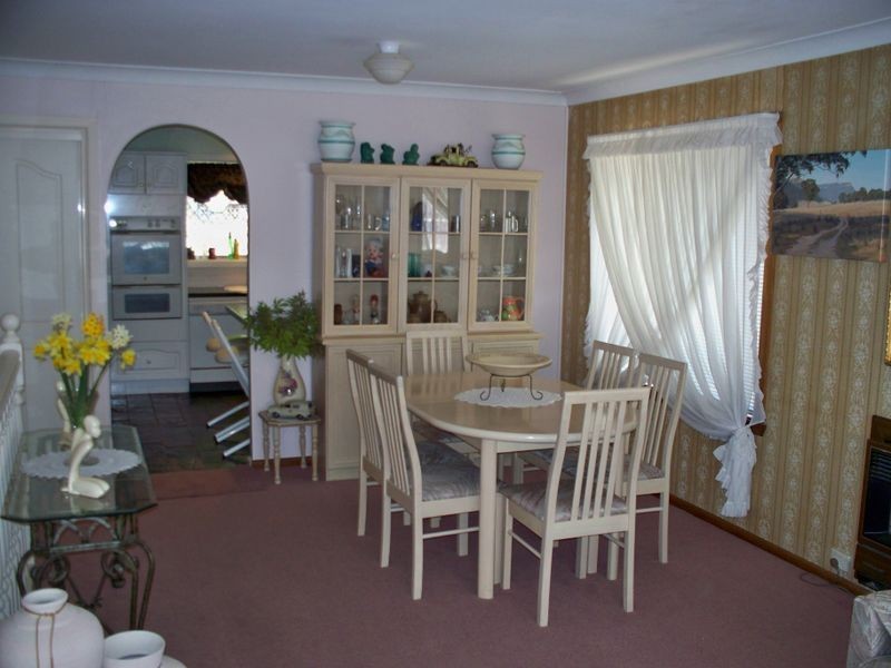 28 Maple Crescent, Lithgow NSW 2790