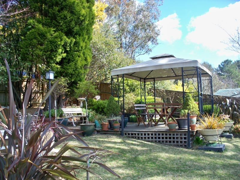 28 Maple Crescent, Lithgow NSW 2790