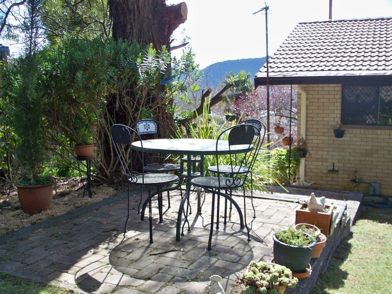 28 Maple Crescent, Lithgow NSW 2790